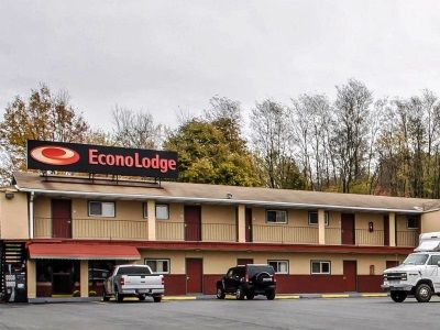 Econo * Frackville